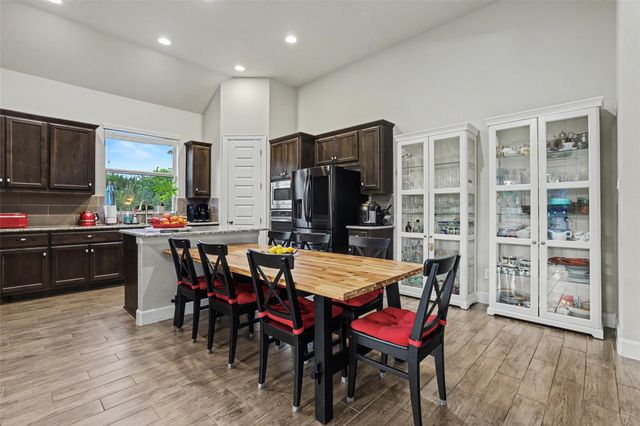 2304 Vaquero CV, Leander, TX 78641