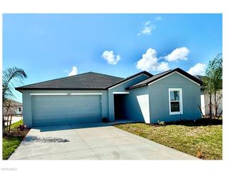 17260 Cantu CT, North Fort Myers, FL 33917