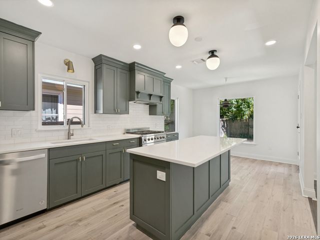 119 Northridge Dr, San Antonio, TX 78209