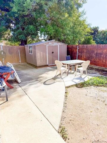 819 N Rose St, Escondido, CA 92027