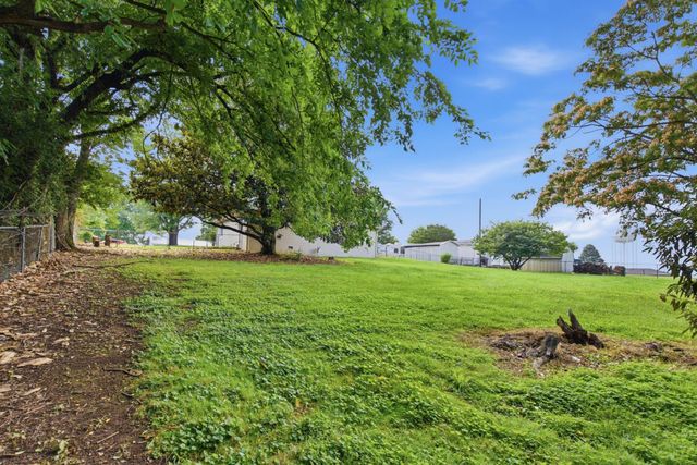 1013 Green Hills Drive, Richmond, KY 40475