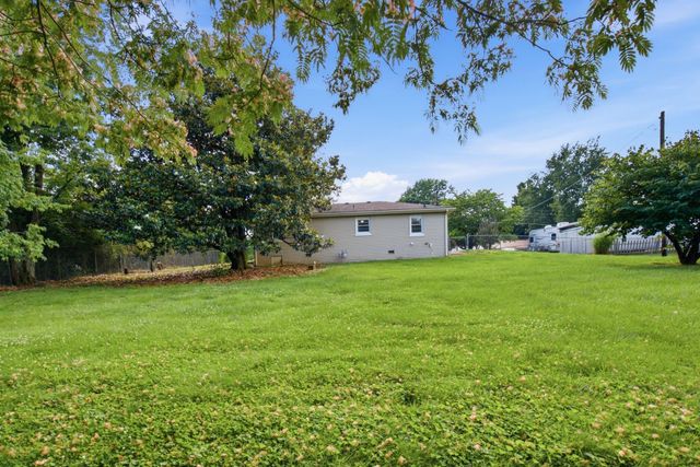1013 Green Hills Drive, Richmond, KY 40475