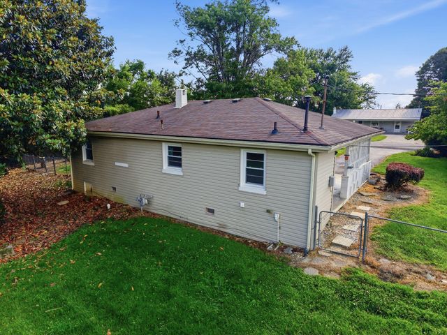 1013 Green Hills Drive, Richmond, KY 40475