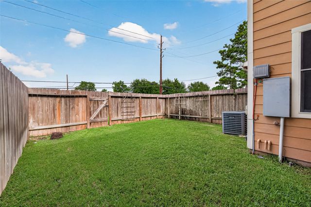 14503 Roaring Fork Lane, Houston, TX 77095