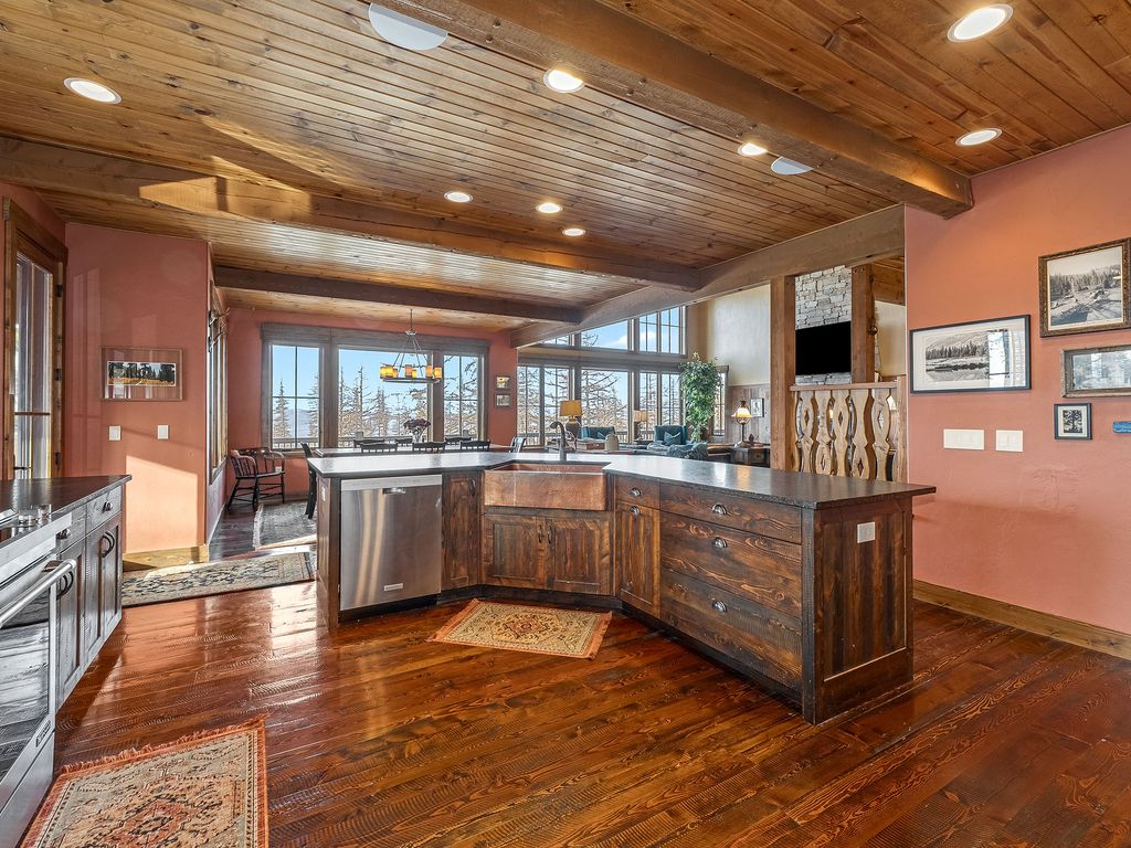 317 Elk Highlands Drive, Whitefish, MT 59937 photo 14