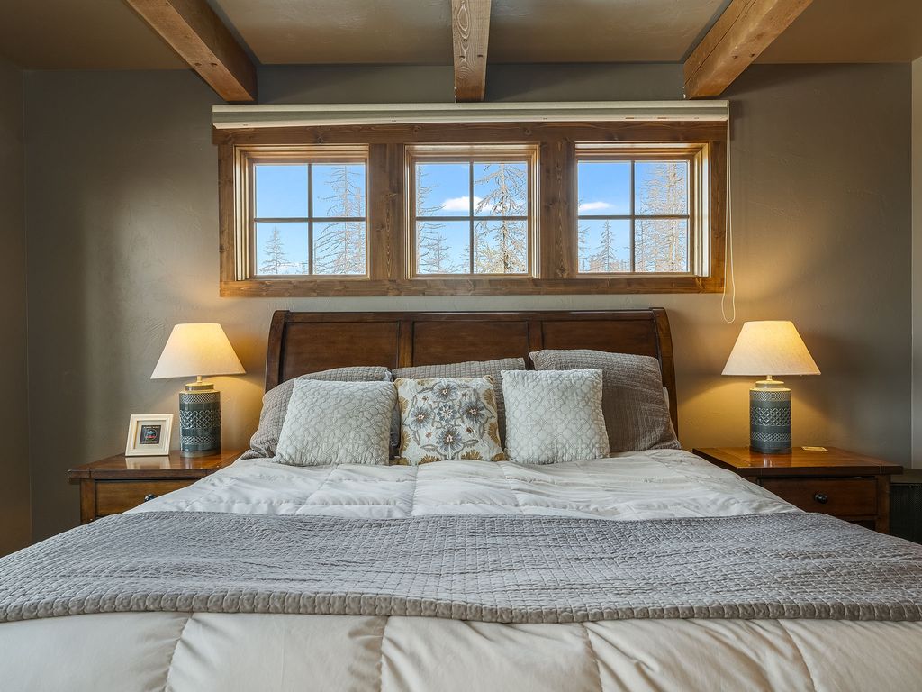 317 Elk Highlands Drive, Whitefish, MT 59937 photo 35