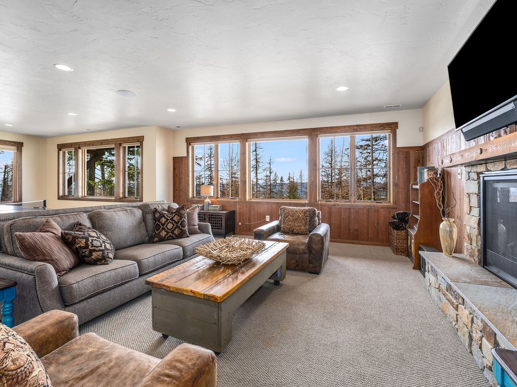 317 Elk Highlands Drive, Whitefish, MT 59937 photo 44