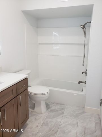 5757 W EUGIE Avenue 2122, Glendale, AZ 85304