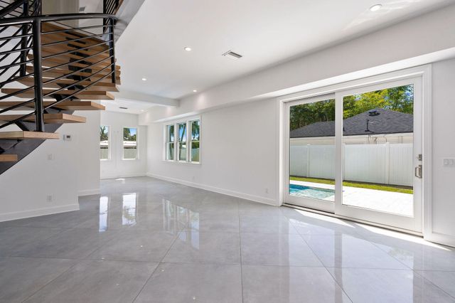 100 NORWOOD Road, Jupiter, FL 33469