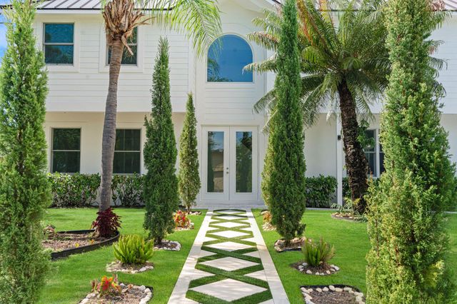 100 NORWOOD Road, Jupiter, FL 33469