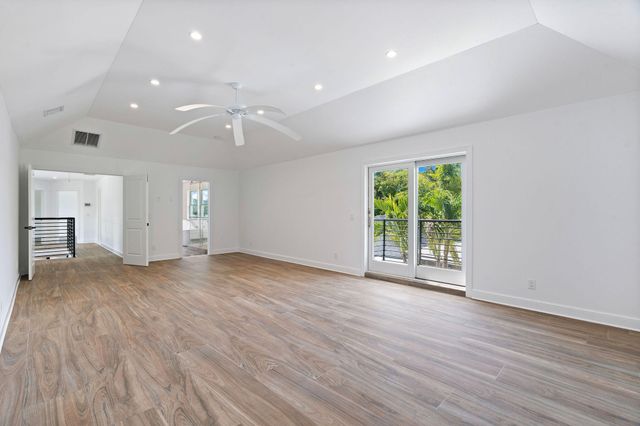 100 NORWOOD Road, Jupiter, FL 33469