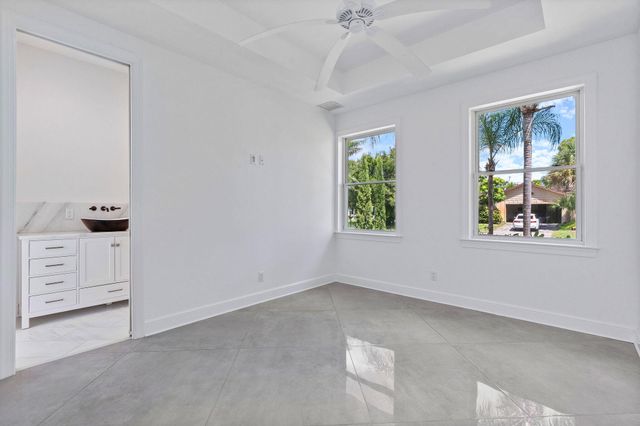 100 NORWOOD Road, Jupiter, FL 33469