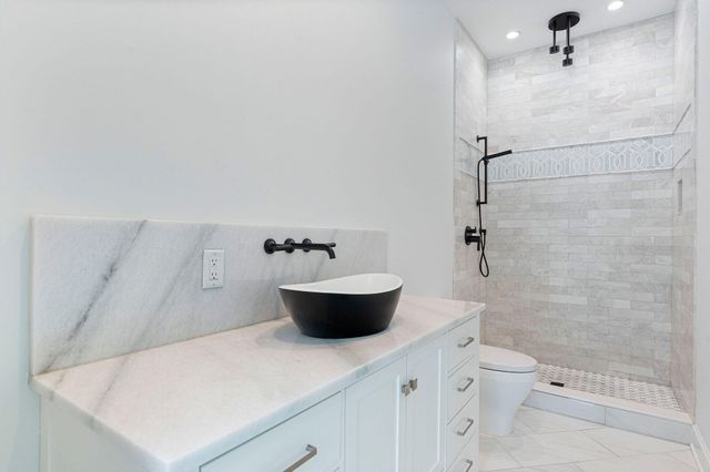 100 NORWOOD Road, Jupiter, FL 33469