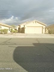15273 N GIL BALCOME Court, Surprise, AZ 85379