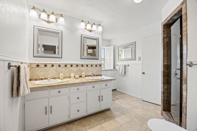 7609 Spring Valley Road, Dallas, TX 75254