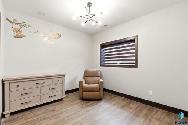 1325 W Waterstone Dr Drive, Sioux Falls, SD 57108