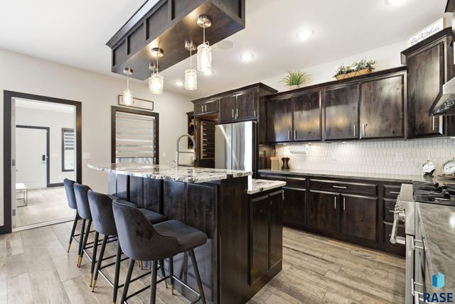 1325 W Waterstone Dr Drive, Sioux Falls, SD 57108