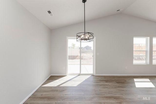208 Idalou Way, Caldwell, ID 83605