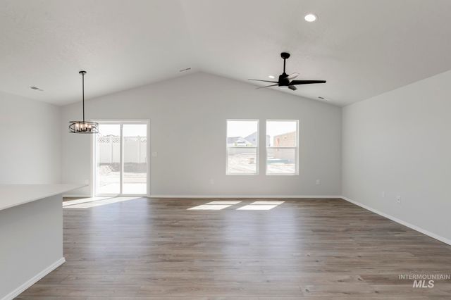 208 Idalou Way, Caldwell, ID 83605