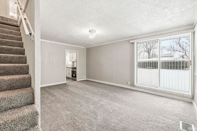 209 E Borely Avenue, Mishawaka, IN 46545