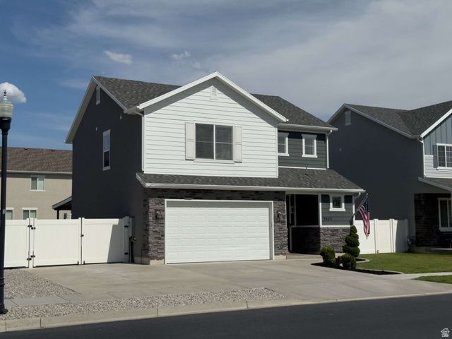 3565 S WATER LILLY LN, Syracuse, UT 84075