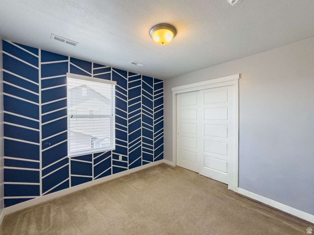 3565 S WATER LILLY LN, Syracuse, UT 84075