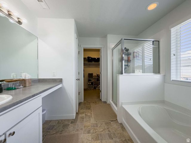 3565 S WATER LILLY LN, Syracuse, UT 84075