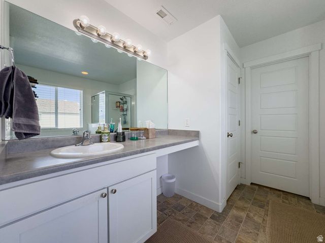 3565 S WATER LILLY LN, Syracuse, UT 84075