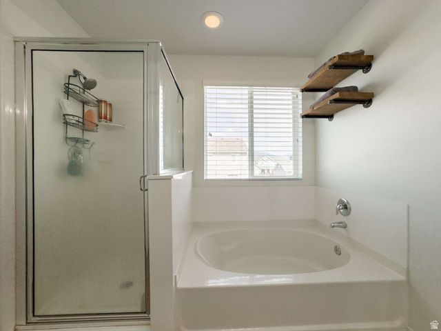 3565 S WATER LILLY LN, Syracuse, UT 84075