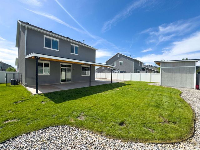 3565 S WATER LILLY LN, Syracuse, UT 84075