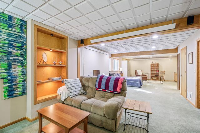 13186 Meadow Lane, Savage, MN 55378