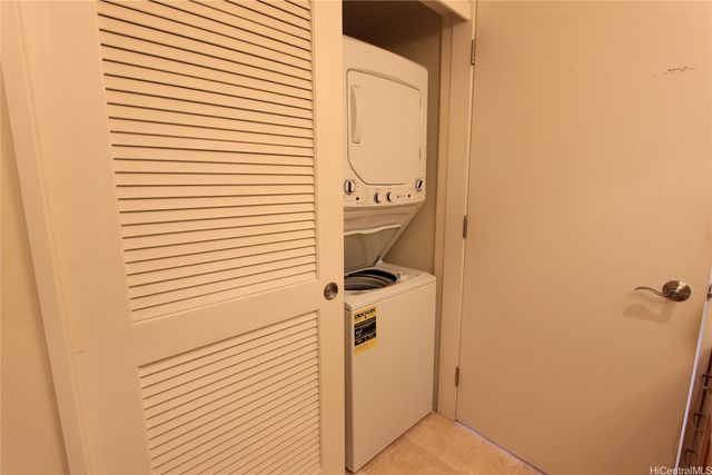 421 Olohana Street 1203, Honolulu, HI 96815