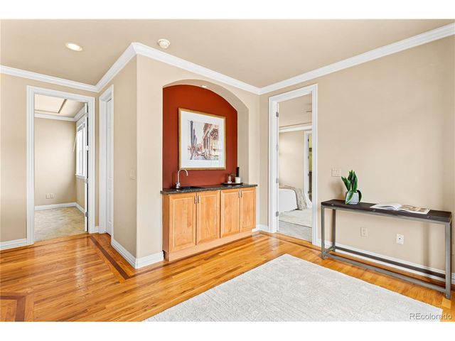 2353 N Washington St, Denver, CO 80205