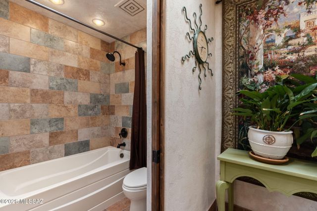 5001 W Monte Carlo Drive, Tucson, AZ 85745