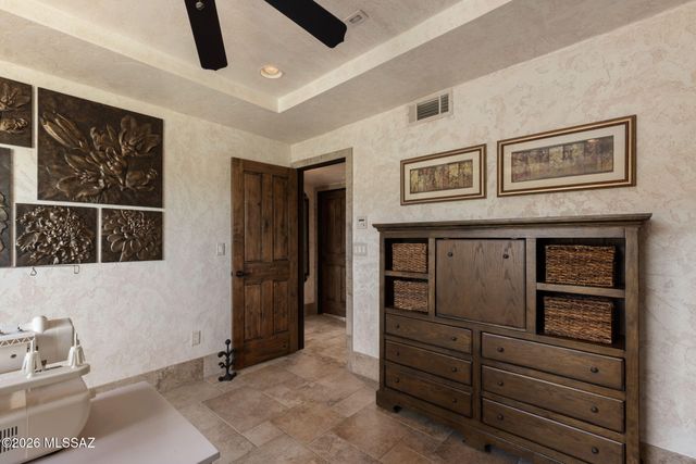 5001 W Monte Carlo Drive, Tucson, AZ 85745