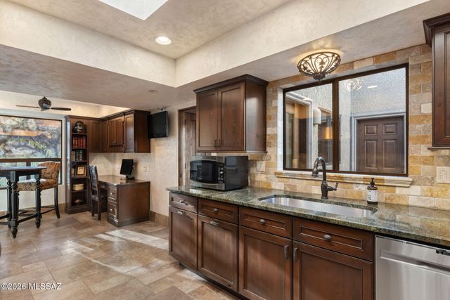 5001 W Monte Carlo Drive, Tucson, AZ 85745