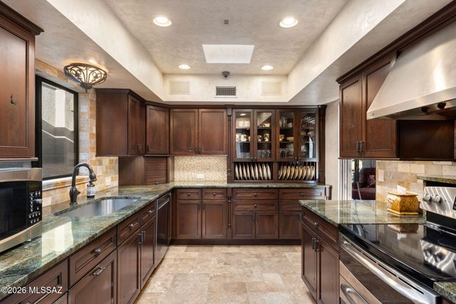 5001 W Monte Carlo Drive, Tucson, AZ 85745