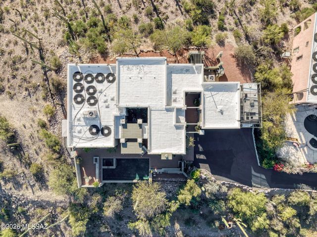 5001 W Monte Carlo Drive, Tucson, AZ 85745