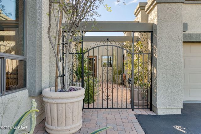 5001 W Monte Carlo Drive, Tucson, AZ 85745