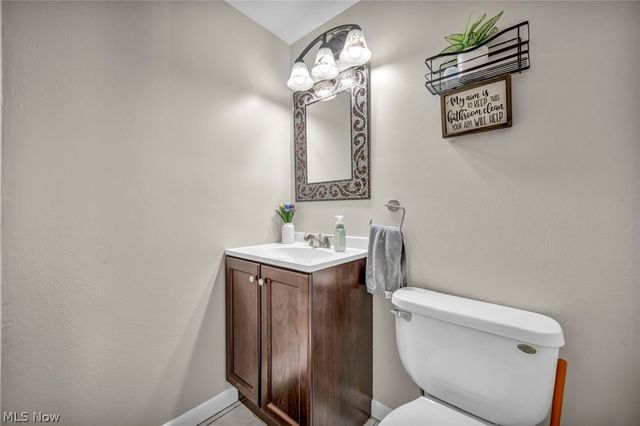 24281 Lebern Drive, North Olmsted, OH 44070