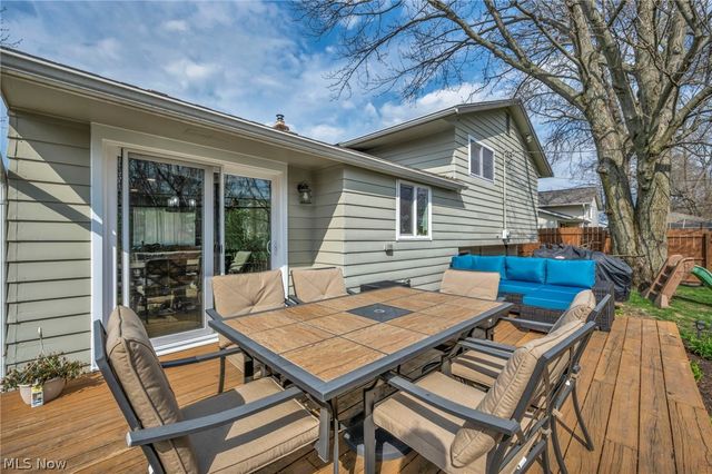 24281 Lebern Drive, North Olmsted, OH 44070