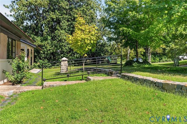 1612 Princeton Rd, Richmond, VA 23227