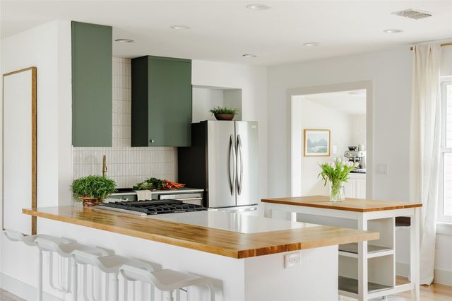 2606 W 48th ST, Austin, TX 78731