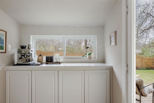 2606 W 48th ST, Austin, TX 78731