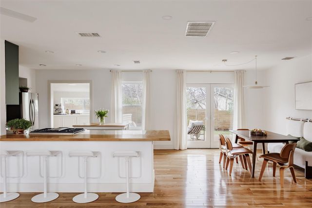 2606 W 48th ST, Austin, TX 78731