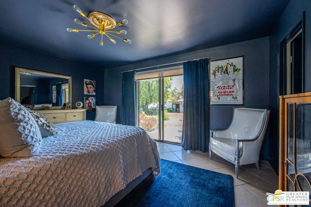 2149 N Sunshine Circle, Palm Springs, CA 92264