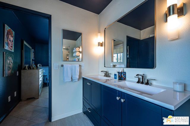 2149 N Sunshine Circle, Palm Springs, CA 92264