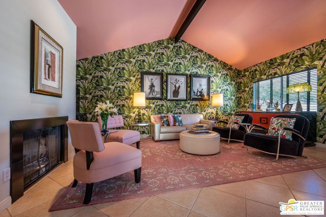 2149 N Sunshine Circle, Palm Springs, CA 92264