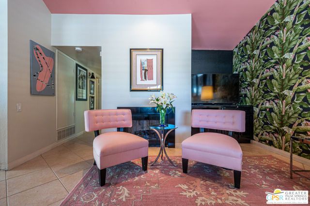 2149 N Sunshine Circle, Palm Springs, CA 92264