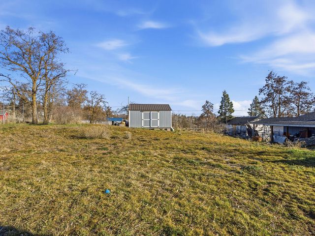 125 W Oregon Avenue, Klamath Falls, OR 97601